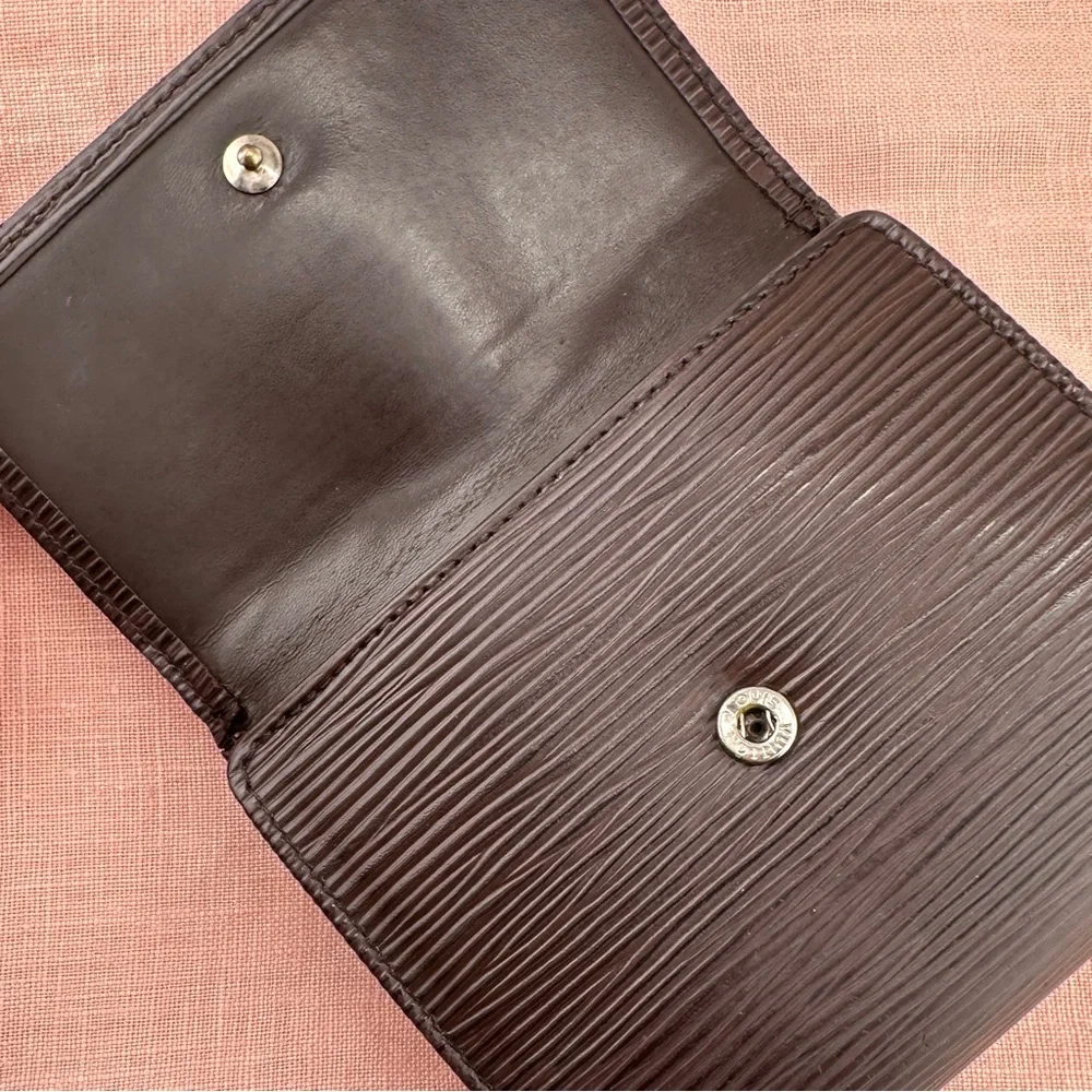 Louis Vuitton authentic louis